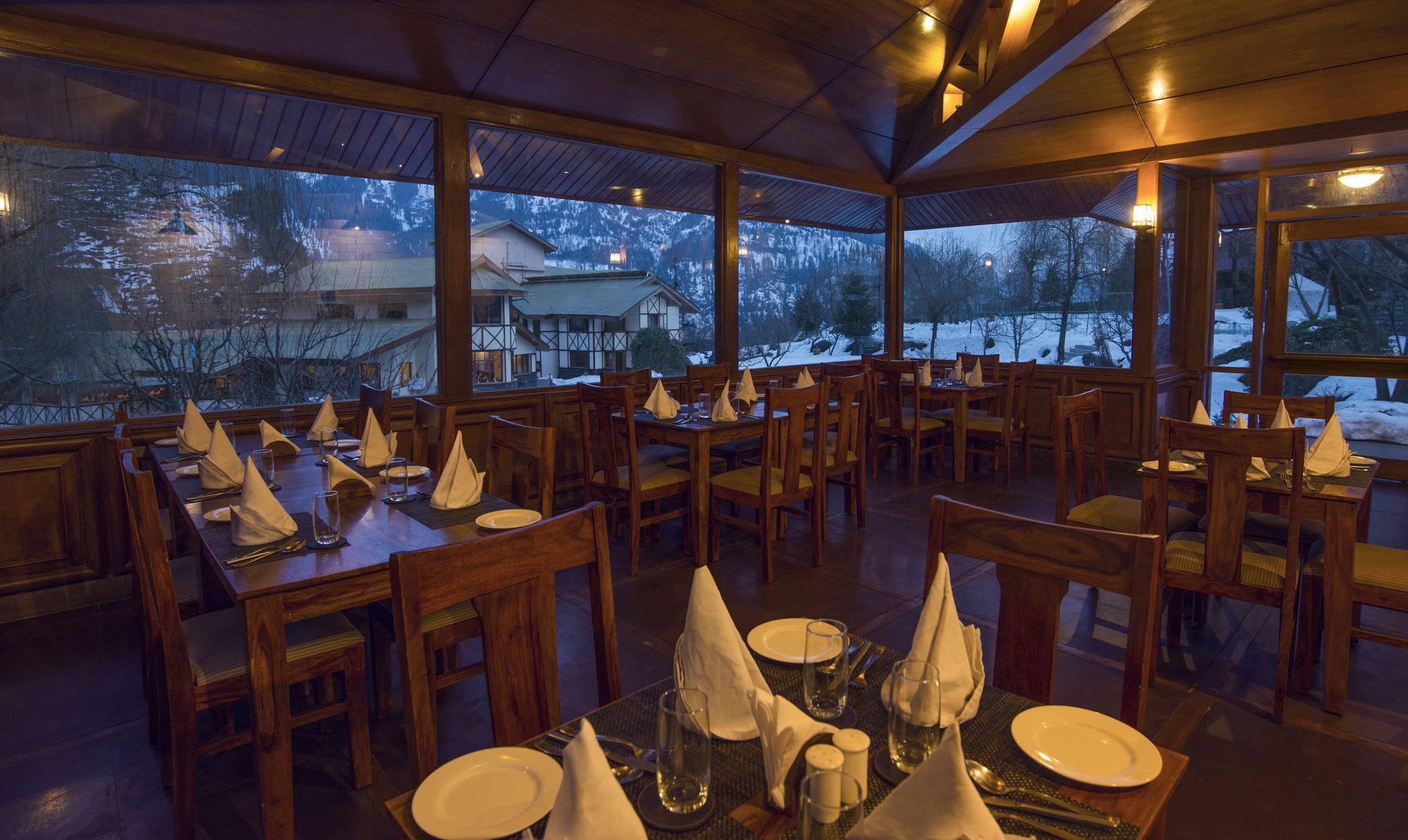 Solang Valley Resort Palchān Exterior foto