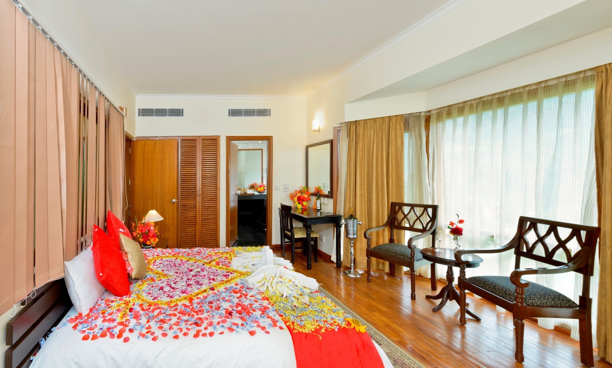 Solang Valley Resort Palchān Exterior foto